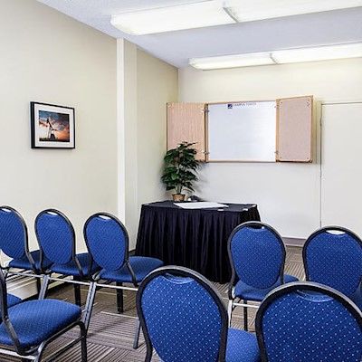 Hotel Campus Tower 3*